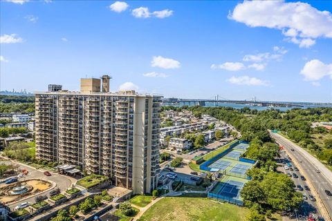 17-85 215th Street Unit 9L, Bayside, NY 11360 - MLS#: 961976