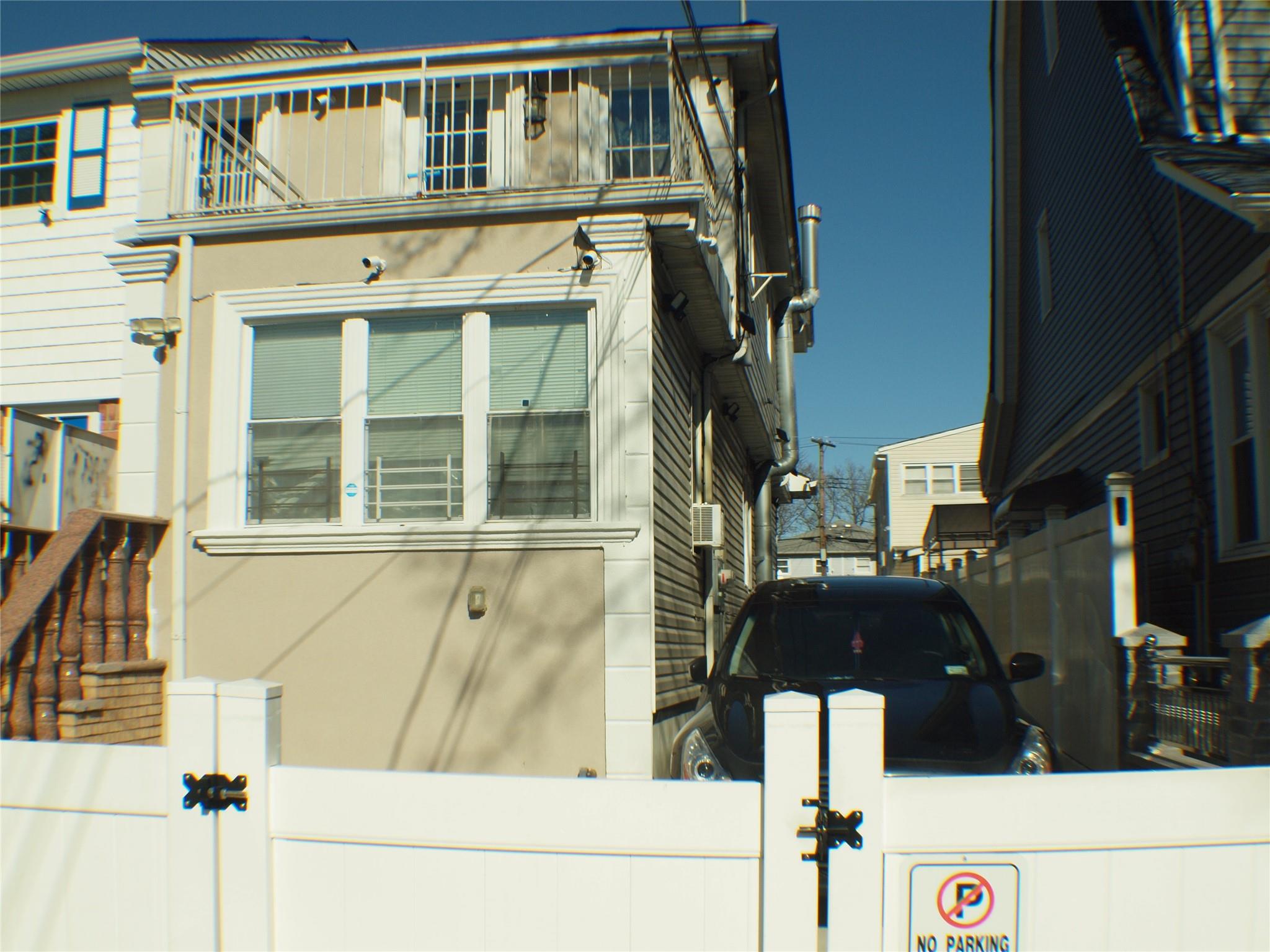156th Street, Jamaica, Queens, NY - 3 Bathrooms - 