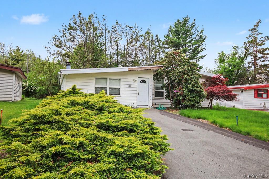 386 Lake Louise Marie Road