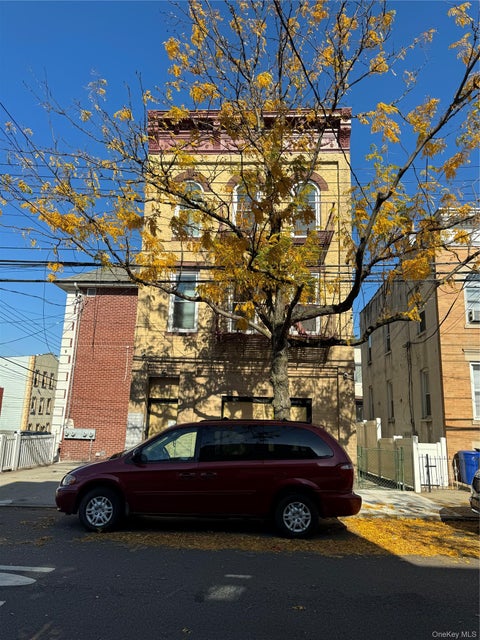 Photo of 60-03 56th road Road #3, Maspeth, NY 11378 (MLS # 1047450)