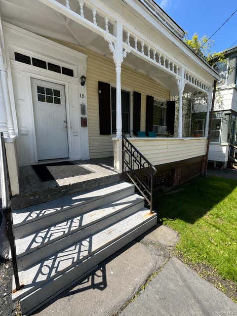 Apartment For Rent - 16 Mansion Street<br/> Poughkeepsie, NY 12601