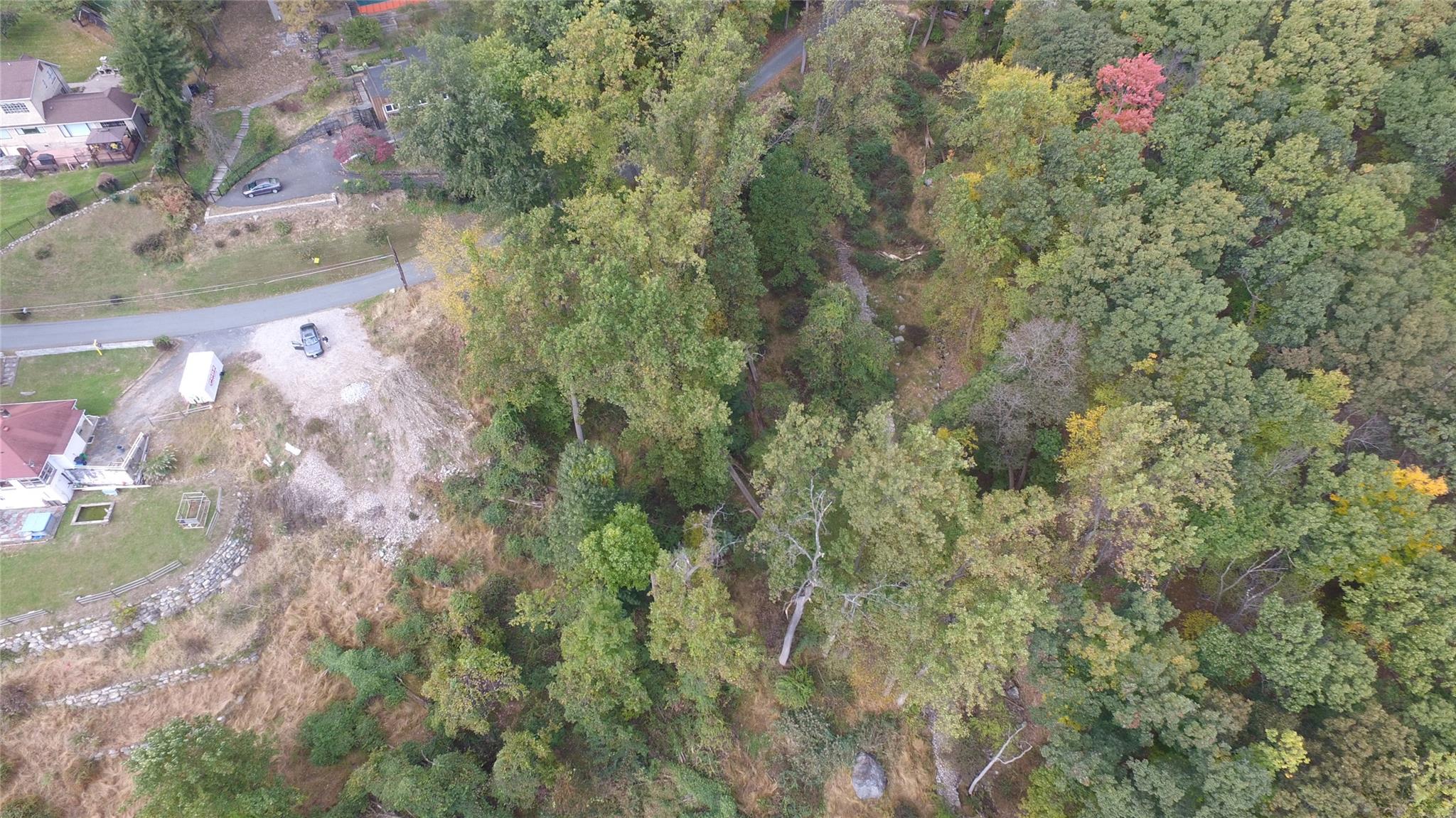 12 Hudsonview Drive, Tomkins Cove, New York image 4