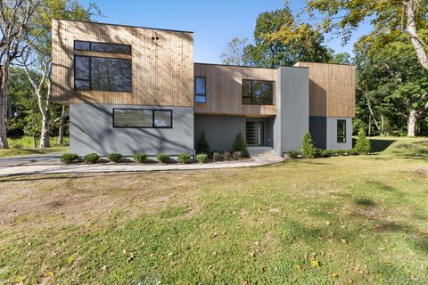 Tiny photo for 28 McLain Street, Bedford Corners, NY 10549 (MLS # 909029)