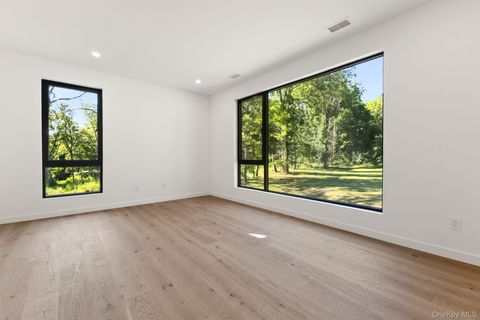 Tiny photo for 28 McLain Street, Bedford Corners, NY 10549 (MLS # 909029)
