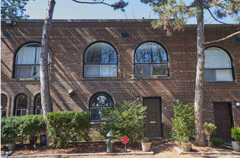 4425 S Douglas Avenue, Bronx, New York image 2