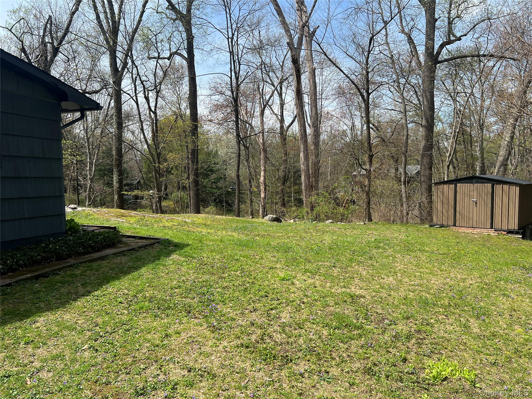 11 Canada Hill Drive