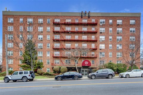 47-27 Little Neck Parkway Unit 6D, New York, NY 11362 - MLS#: 823046