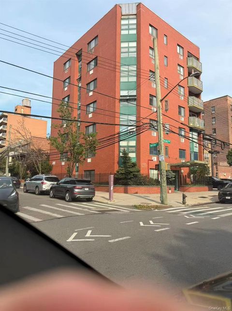 Photo of 4133 Parsons Boulevard #8A, Flushing, NY 11355 (MLS # 1029592)