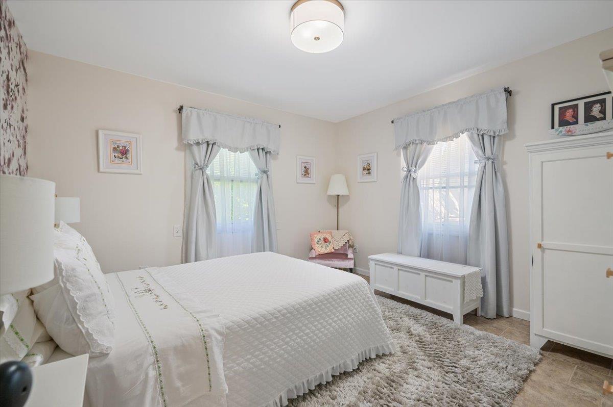 137 Center Lane, Levittown, New York image 10