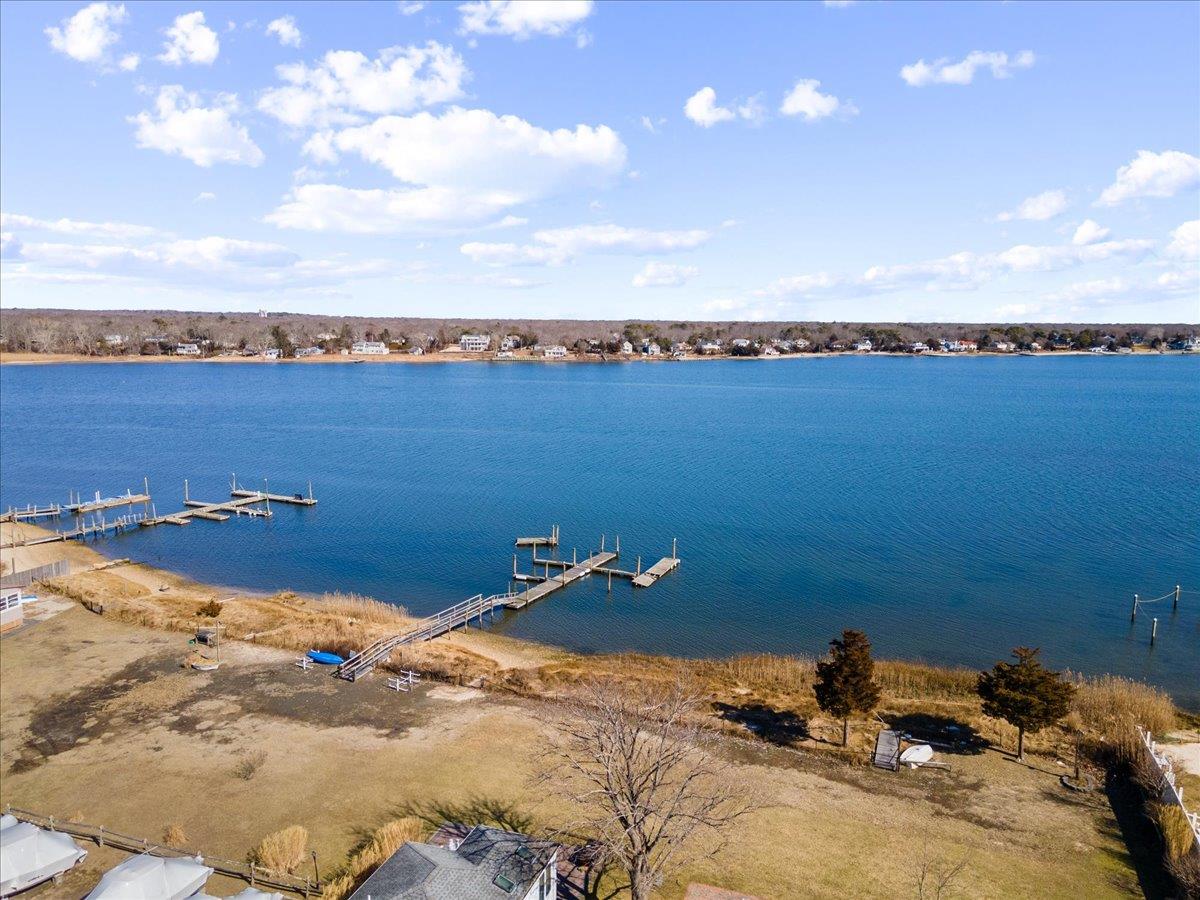 Rental Property at W Tiana Road 11, Hampton Bays, Hamptons, NY - Bedrooms: 2 
Bathrooms: 1  - $6,000 MO.