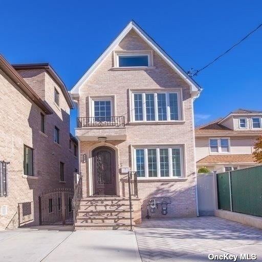 College Place, College Point, Queens, NY - 8 Bedrooms  
4 Bathrooms - 