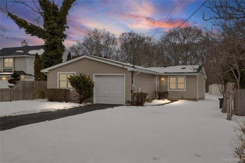 Photo of 137 Riverside Avenue, Mastic Beach, NY 11951 (MLS # 959543)