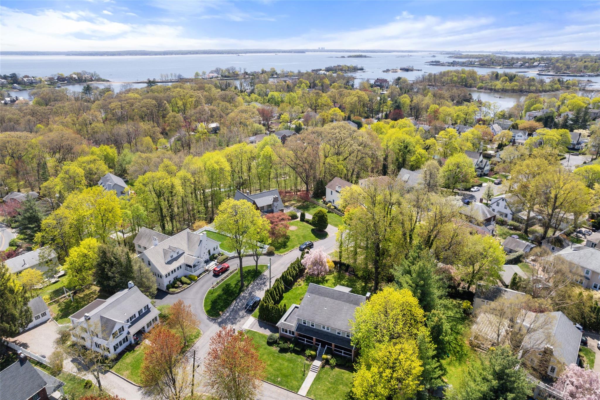 57 Moran Place, Larchmont, New York image 27