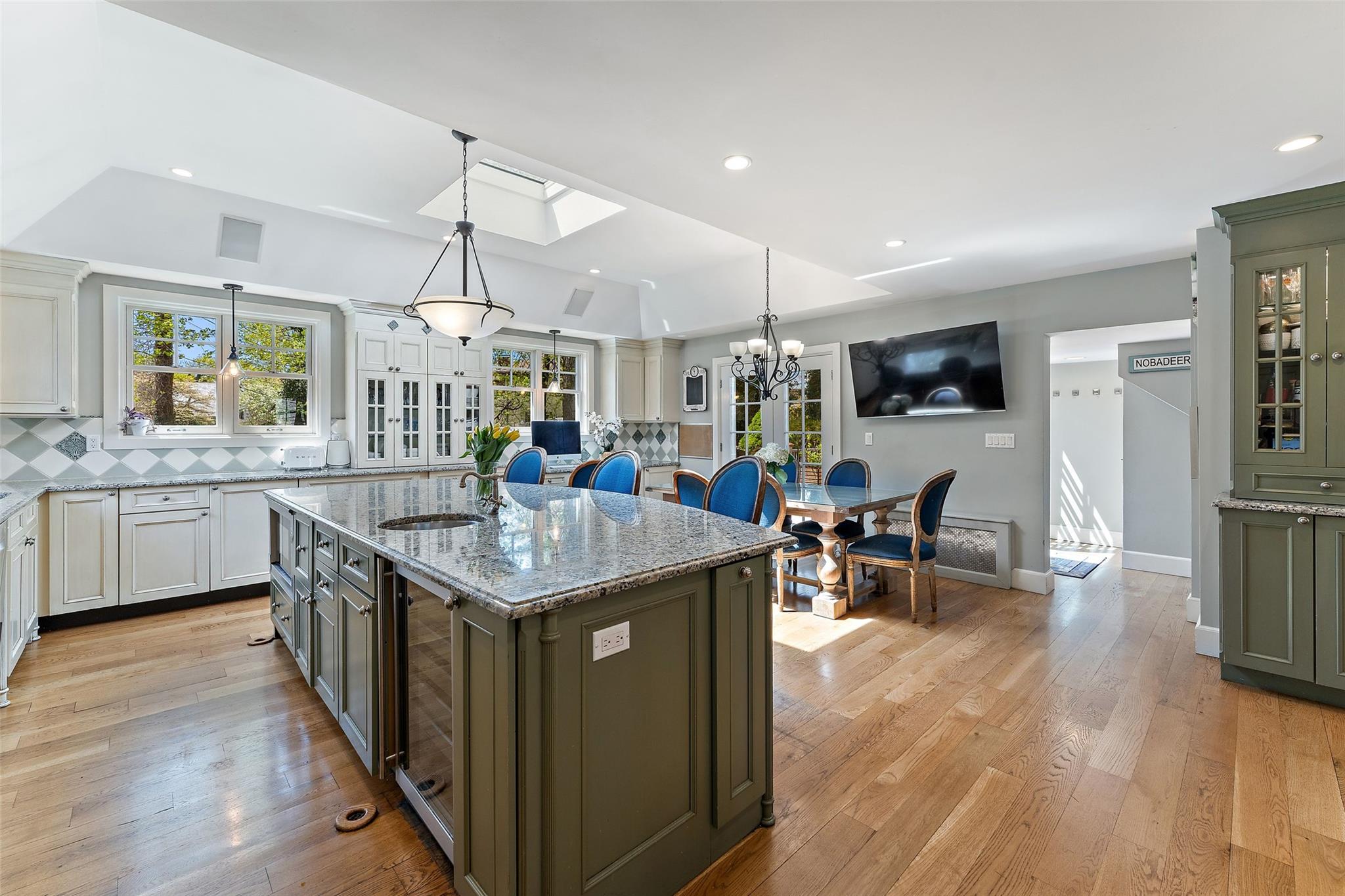 57 Moran Place, Larchmont, New York image 8