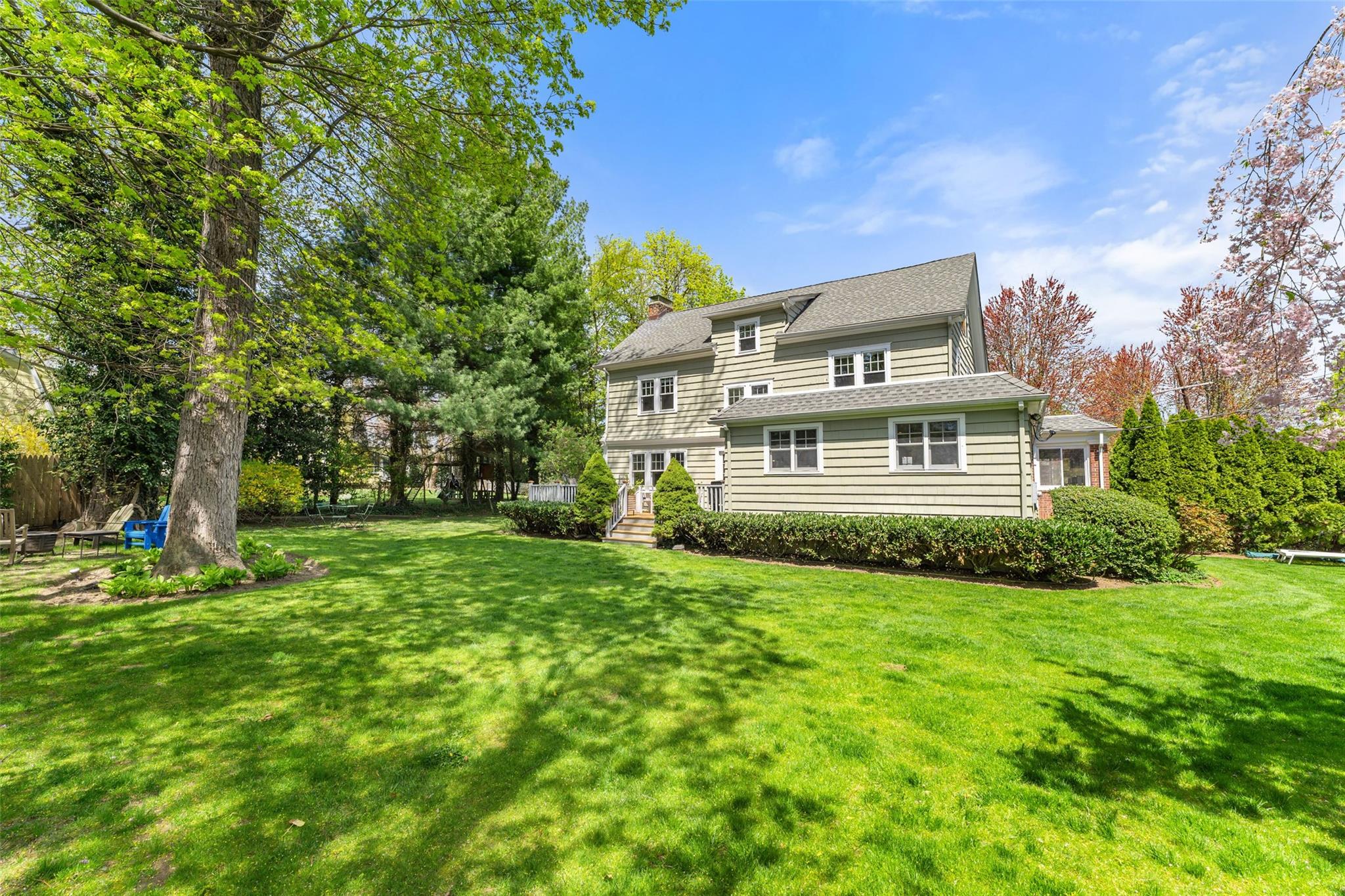 57 Moran Place, Larchmont, New York image 26