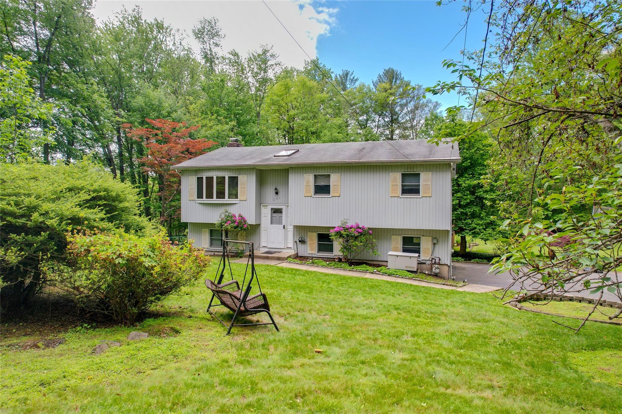 241 Summit Park Road, Spring Valley, New York image 34
