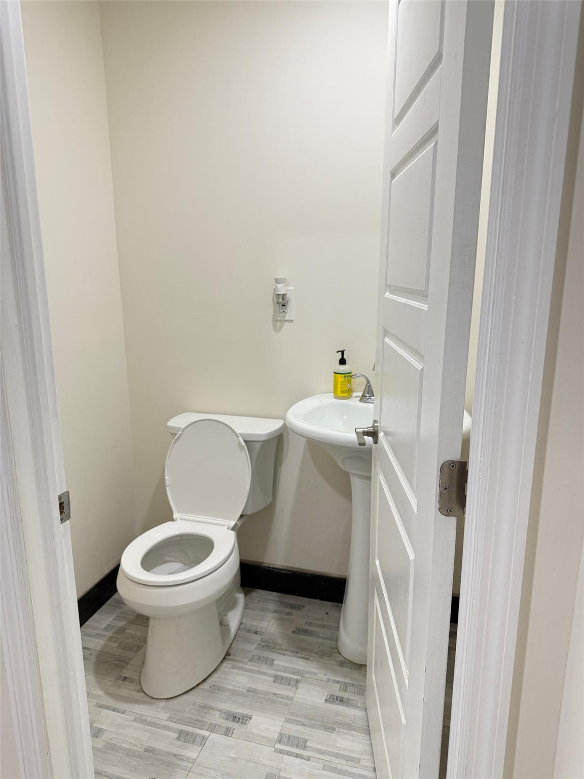 756 40 Street #1F, Brooklyn, New York image 4