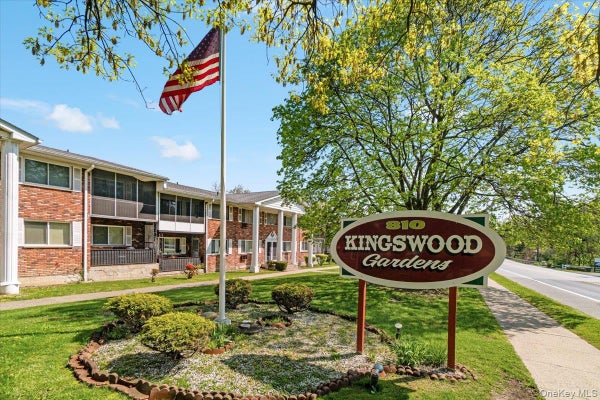 810 BLOOMING GROVE TPKE APT 94, NEW WINDSOR, NY 12553 - Image a3c6dcfb12048b9cb5d1d83e29bfec8c/3935607327