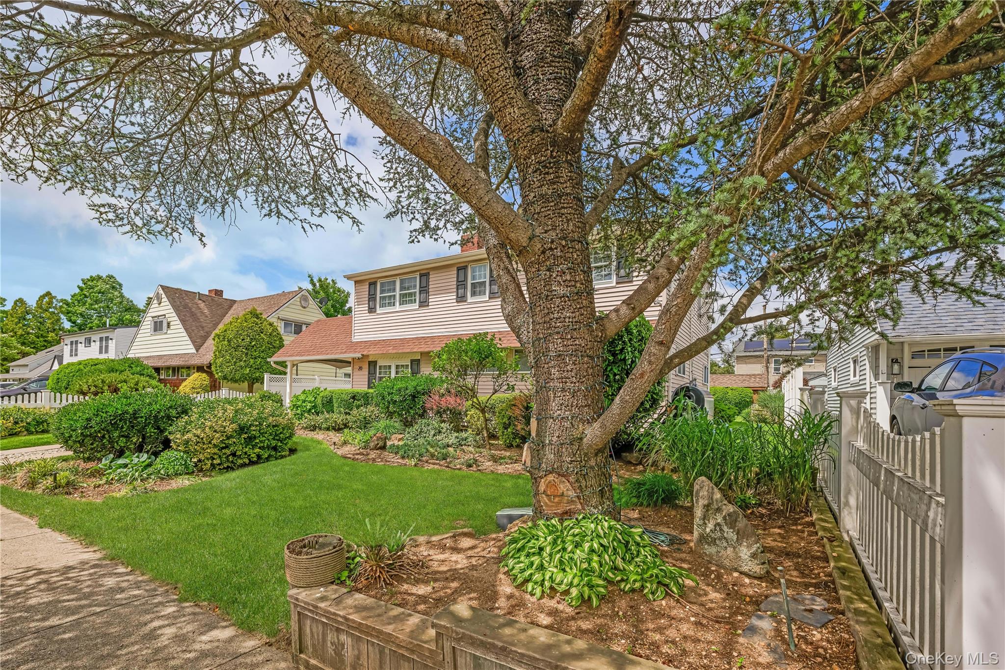 20 Flagstone Lane