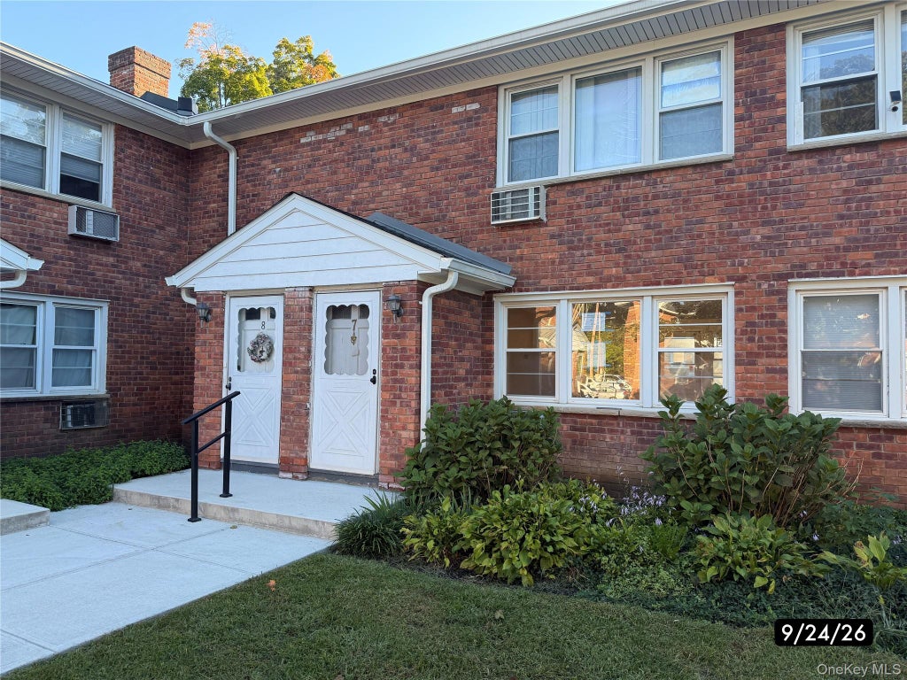 Photo of 2710 South Rd Rd #F7, Poughkeepsie, NY 12601 (MLS # 1057722)