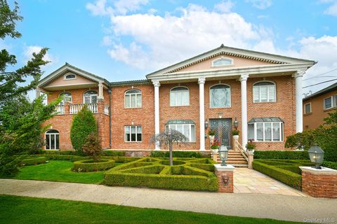 87-07 158th Avenue Howard Beach NY 11414