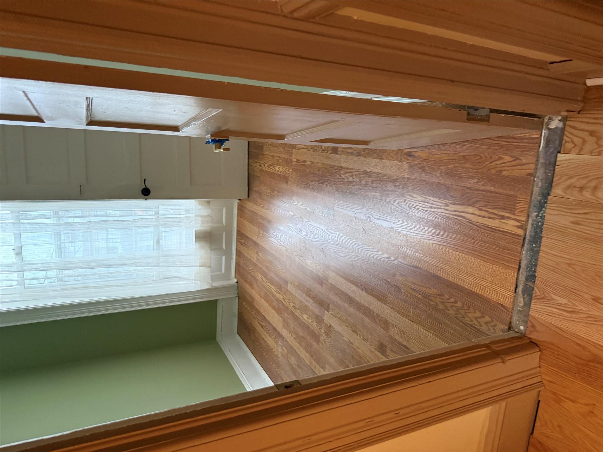 Rental Property at 108th Street, Richmond Hill, Queens, NY - Bedrooms: 3 
Bathrooms: 1 
Rooms: 6  - $2,800 MO.