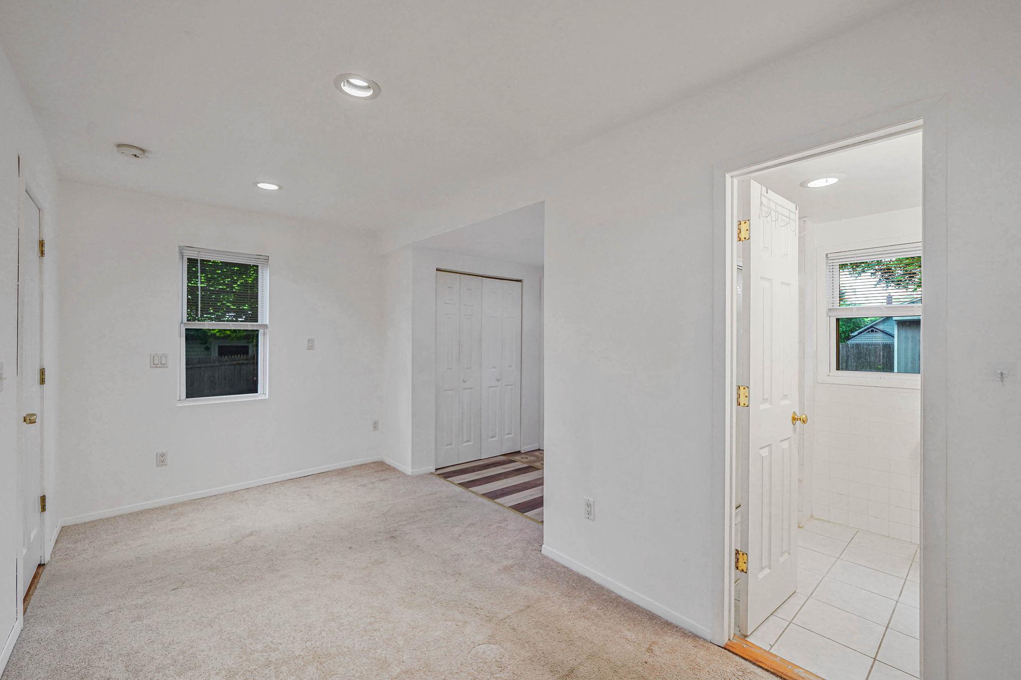 34 Ridgedale Avenue, Farmingville, New York image 9