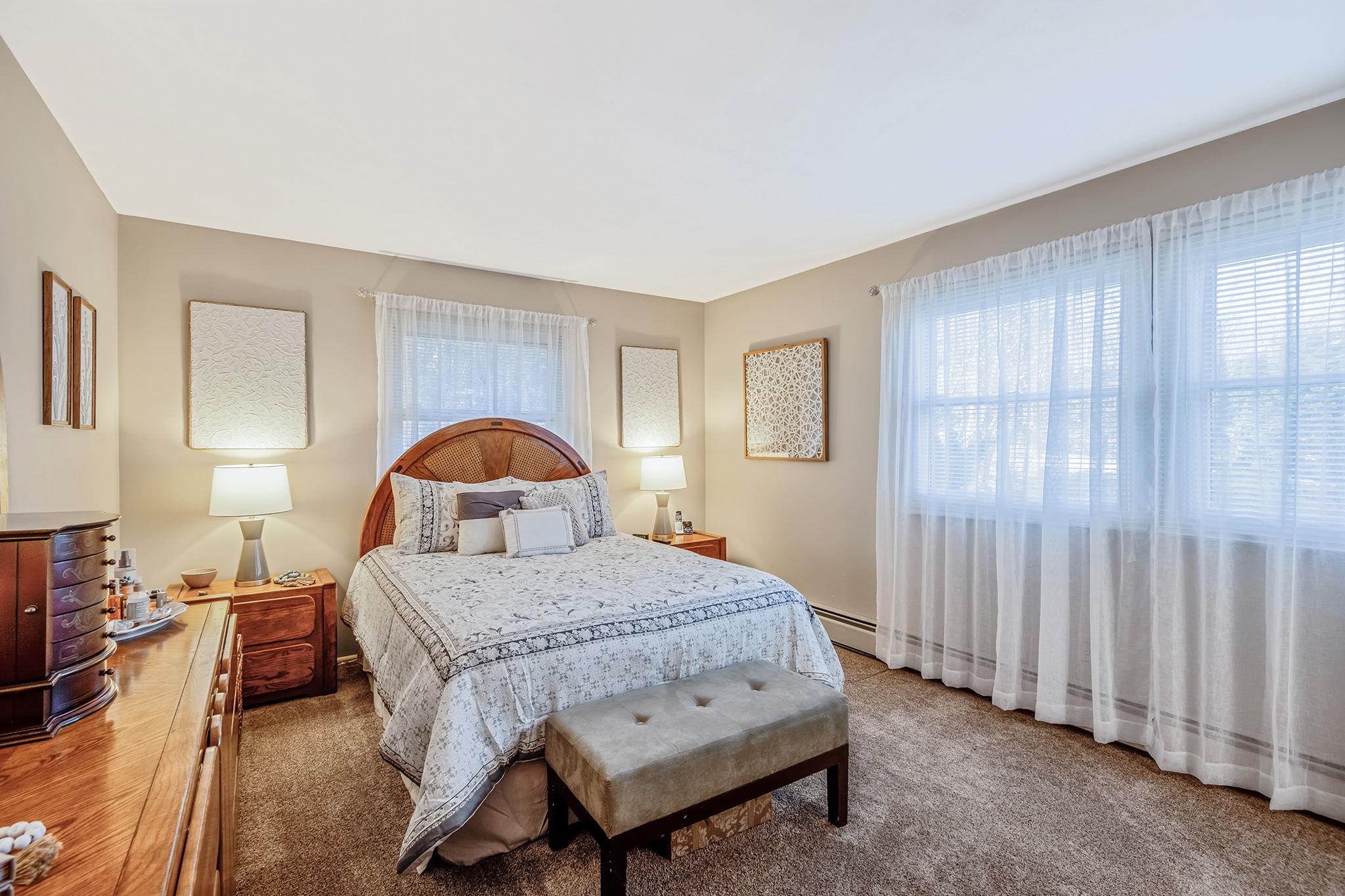 714 Brewster Drive, Port Jefferson, New York image 22