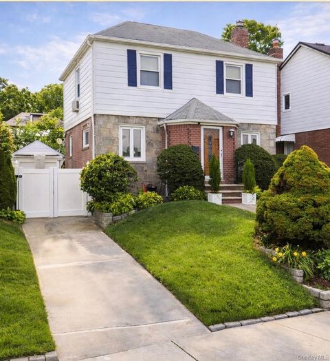 7312 182nd Street Fresh Meadows NY 11366