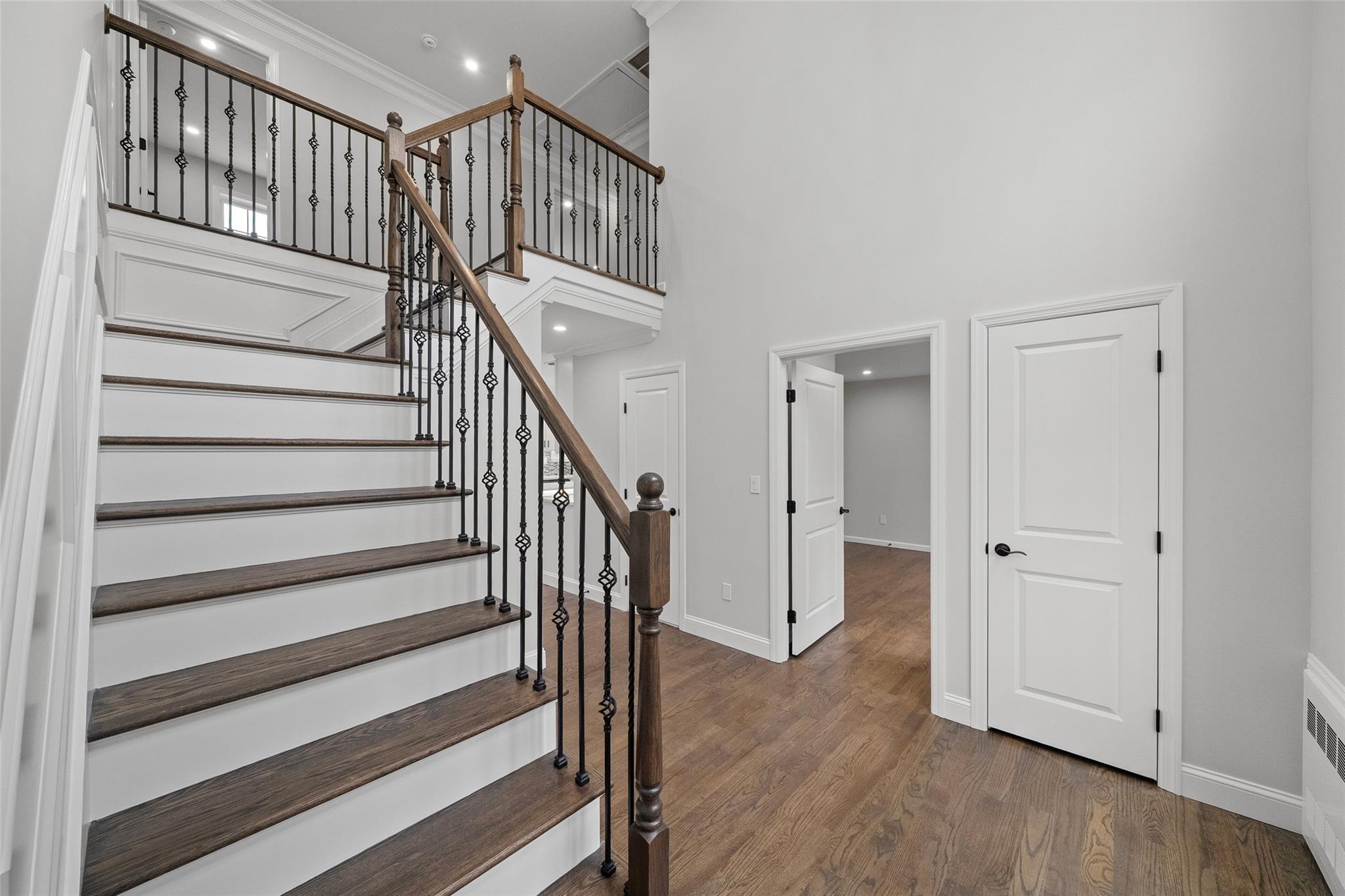 377 Jeffrey Place, Valley Cottage, New York image 3