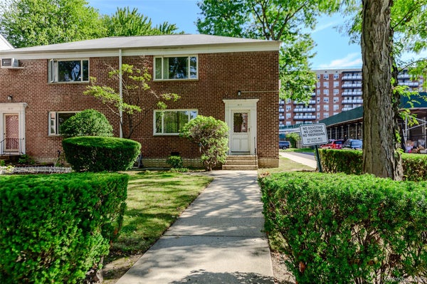 ADDRESS PRIVATE, PARAMUS, NJ  - Image a3e994d8b95f5afda7c52adaed9a0d65/4139264699
