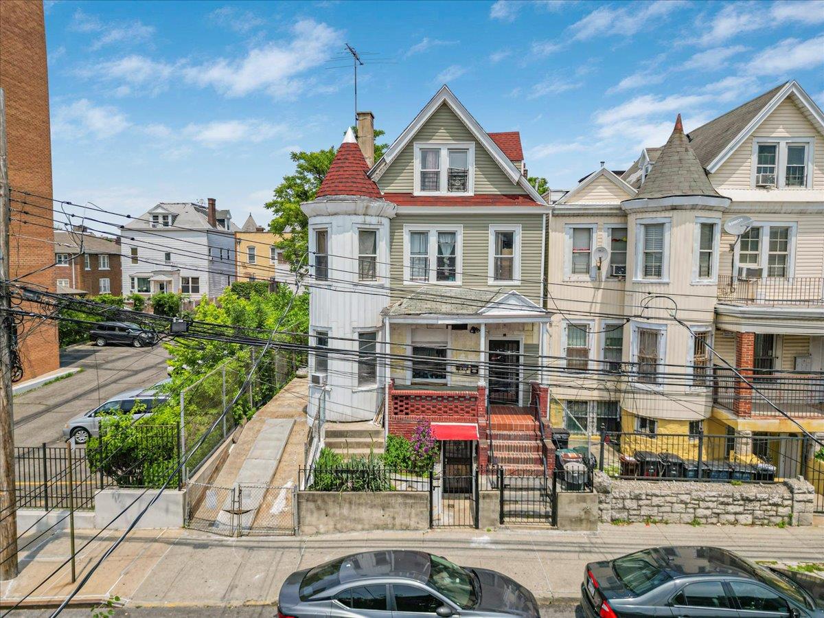 Property for Sale at E 225th Street, Bronx, New York - Bedrooms: 4 
Bathrooms: 2  - $949,999