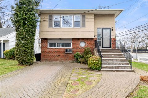 409 barnard Avenue Woodmere NY 11559
