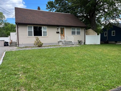 Homes For Sale - 9 Walter Drive<br/> Stony Point, NY 10980