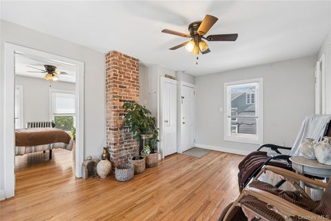 Multifamily For Rent - 11 Park Avenue #2A<br/> Babylon, NY 11702