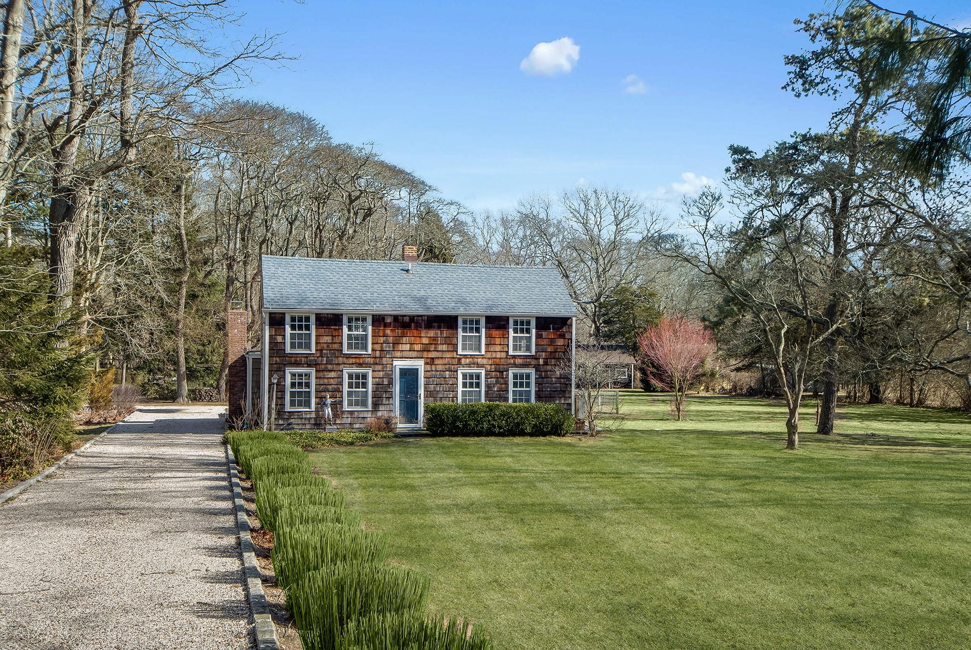 152 Three Mile Harbor Road, East Hampton, New York image 1