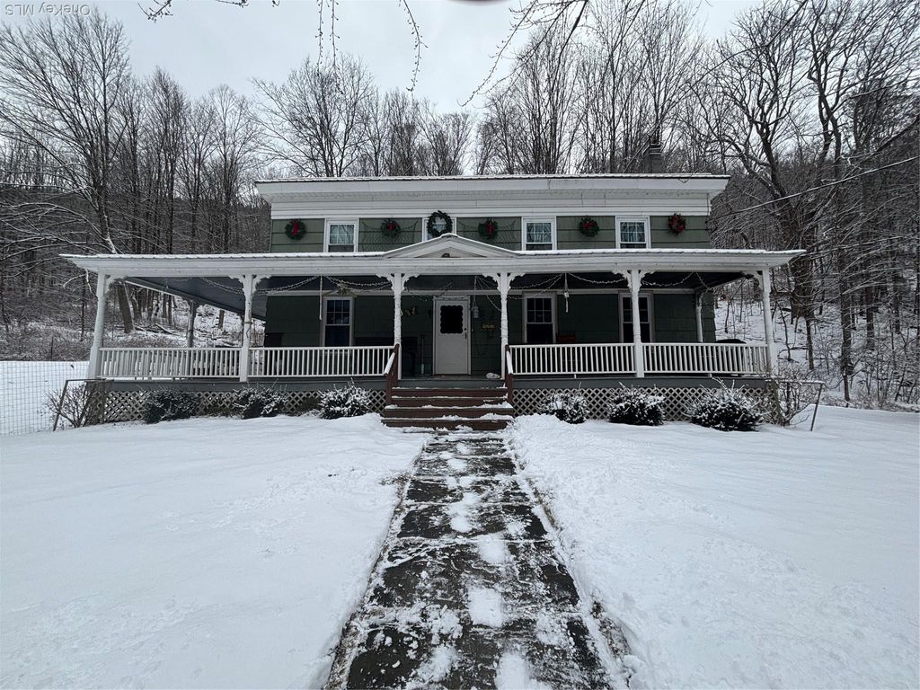 Photo of 310 River Rd, Deposit, NY 13754 (MLS # 952931)