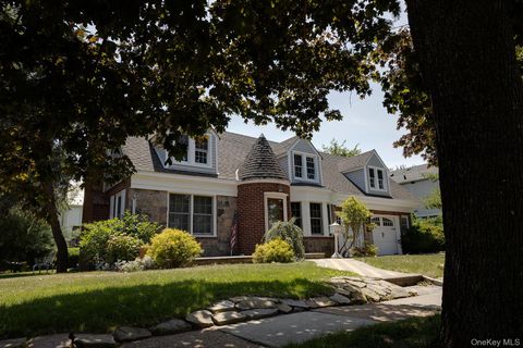 Homes For Sale - 478 Carnation Avenue<br/> Floral Park, NY 11001