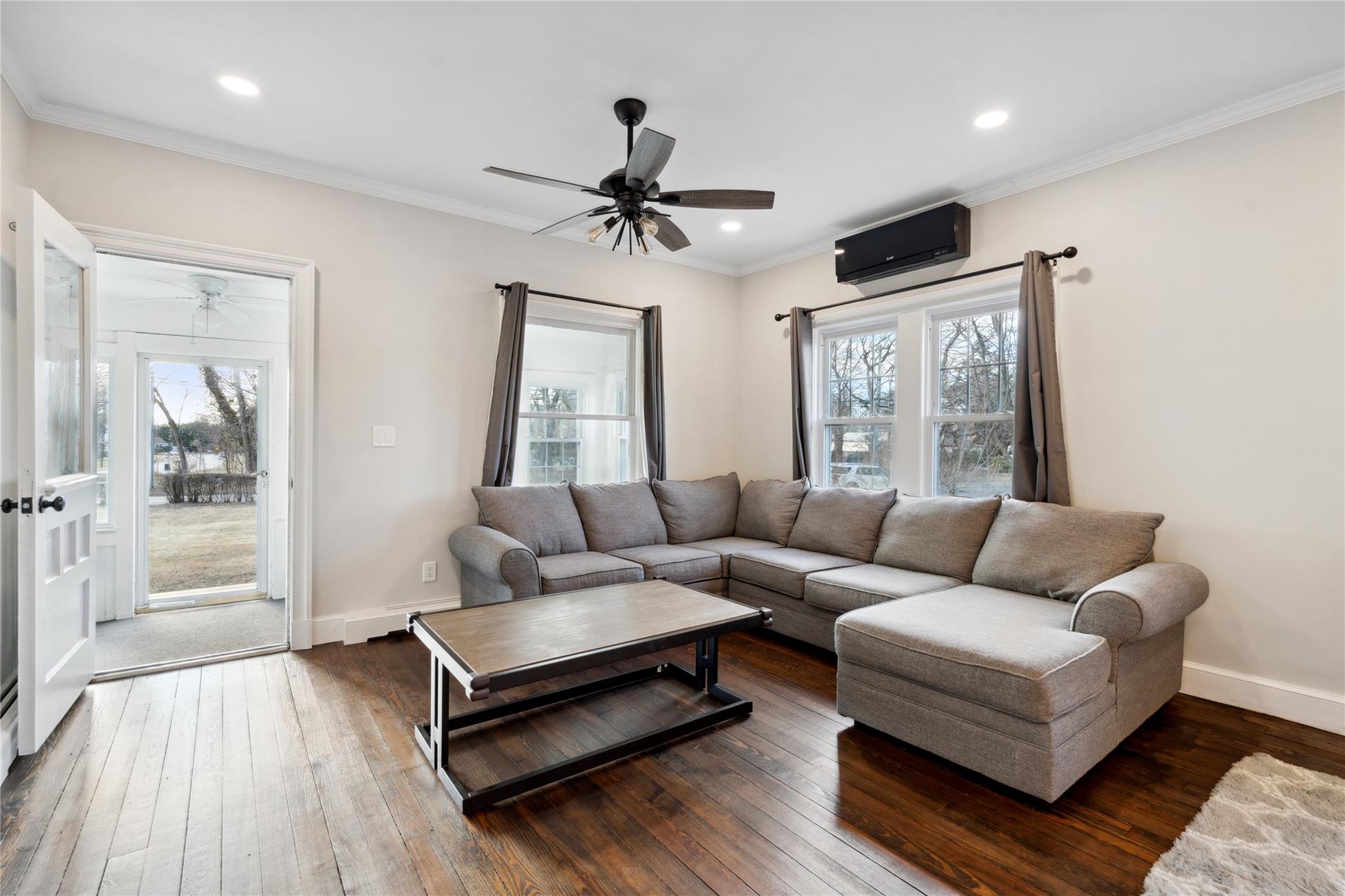 11 Park Avenue Ave, Blue Point, New York image 9