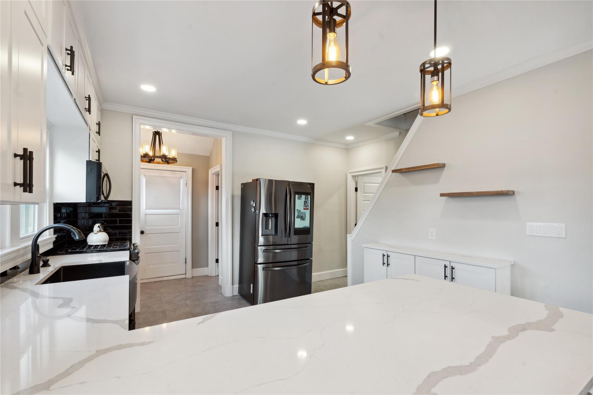 11 Park Avenue Ave, Blue Point, New York image 19