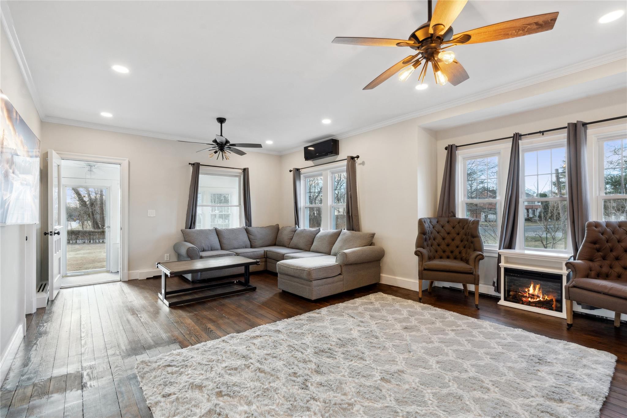 11 Park Avenue Ave, Blue Point, New York image 10