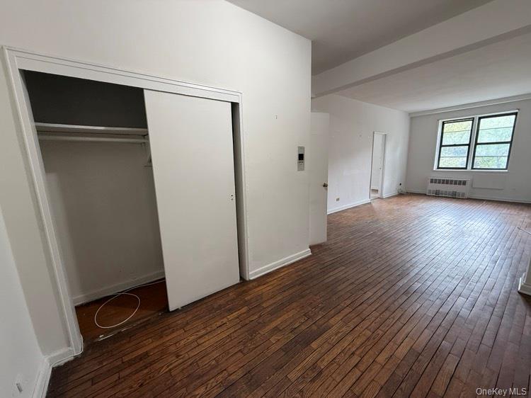 141-05 Pershing Crescent B7
