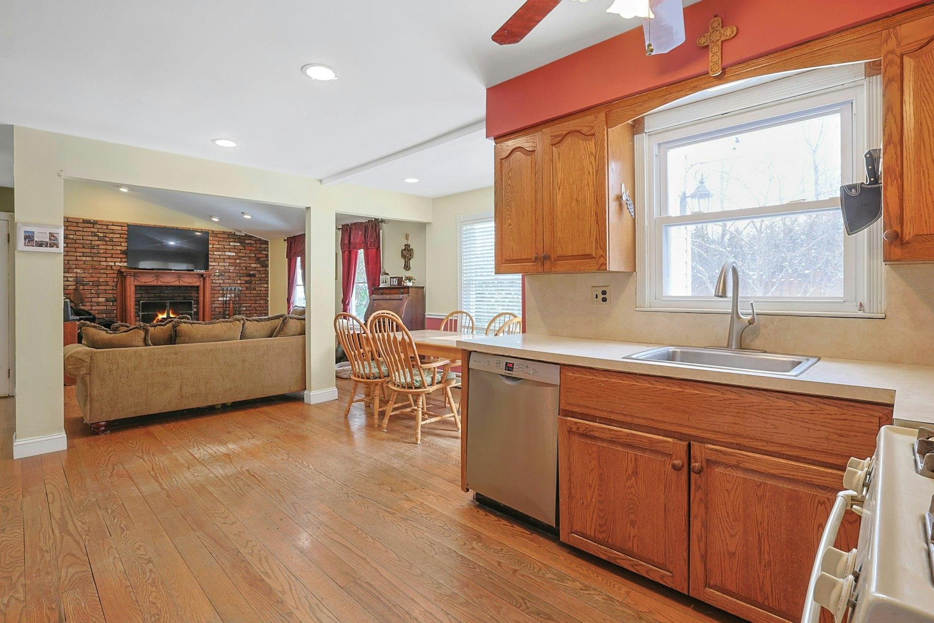 6 Butternut Lane, Nanuet, New York image 12