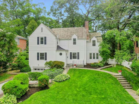 Homes For Sale - 83 Parkway<br/> Mount Vernon, NY 10552