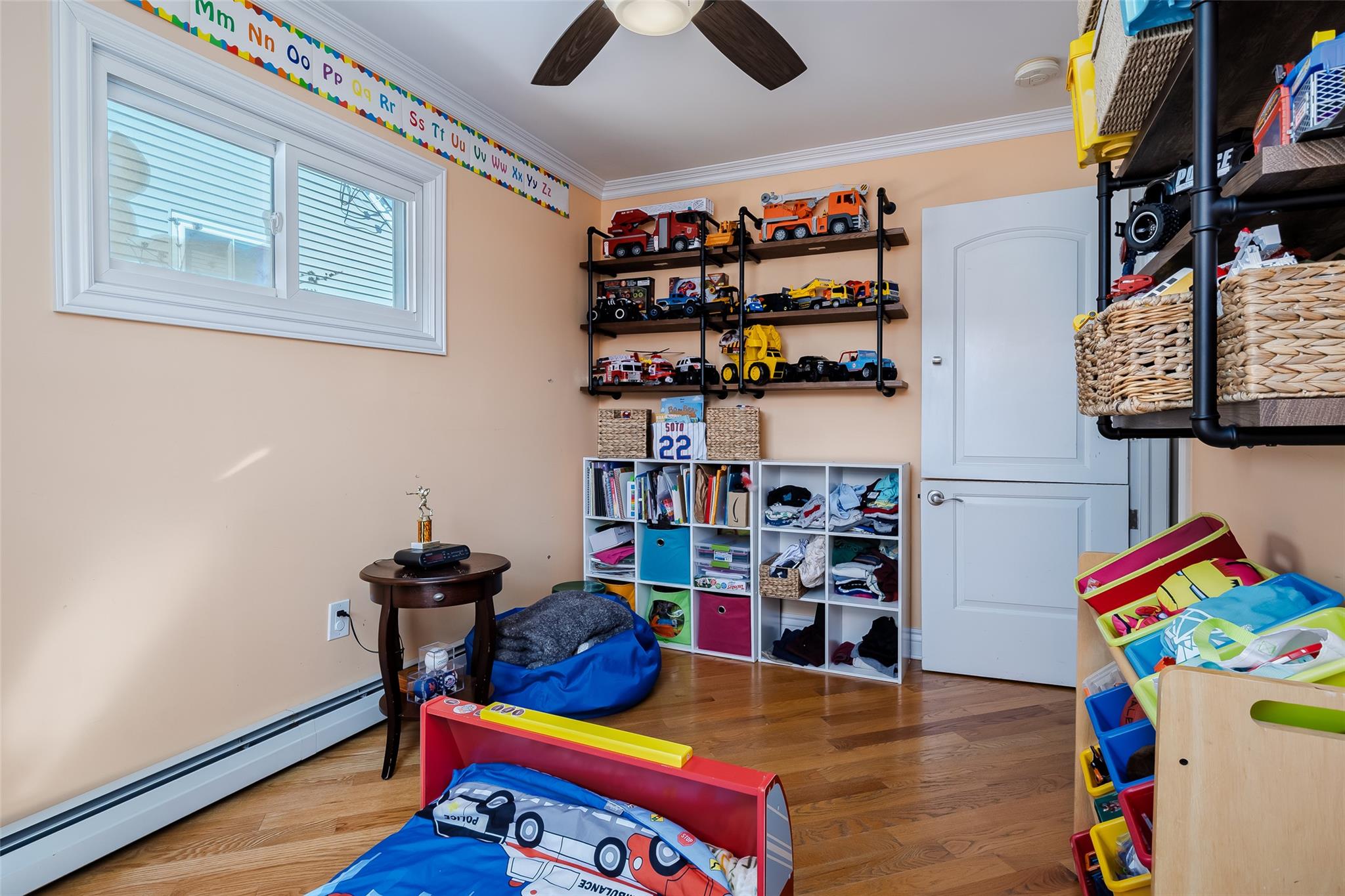 2546 Sycamore Avenue, Wantagh, New York image 16