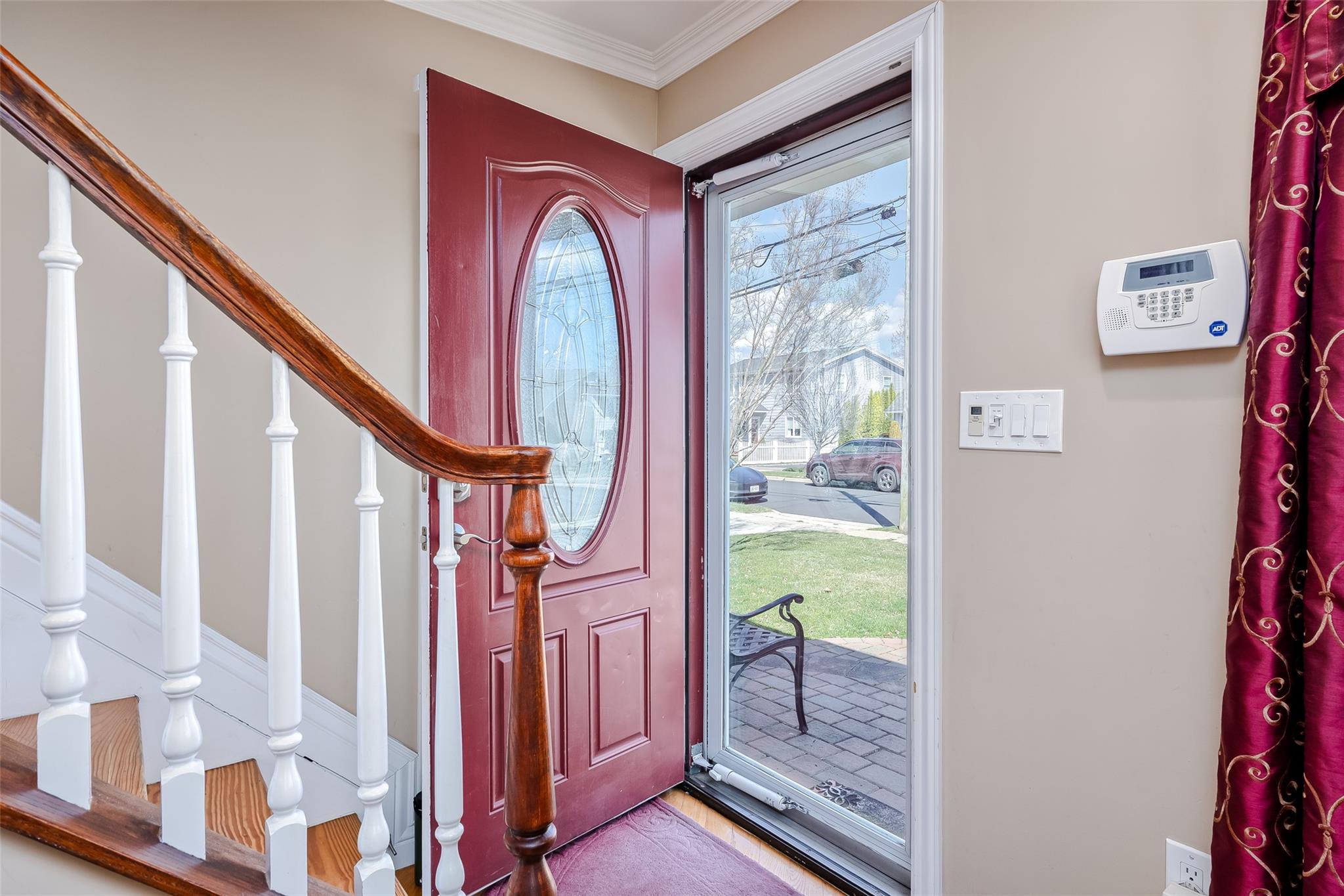 2546 Sycamore Avenue, Wantagh, New York image 3