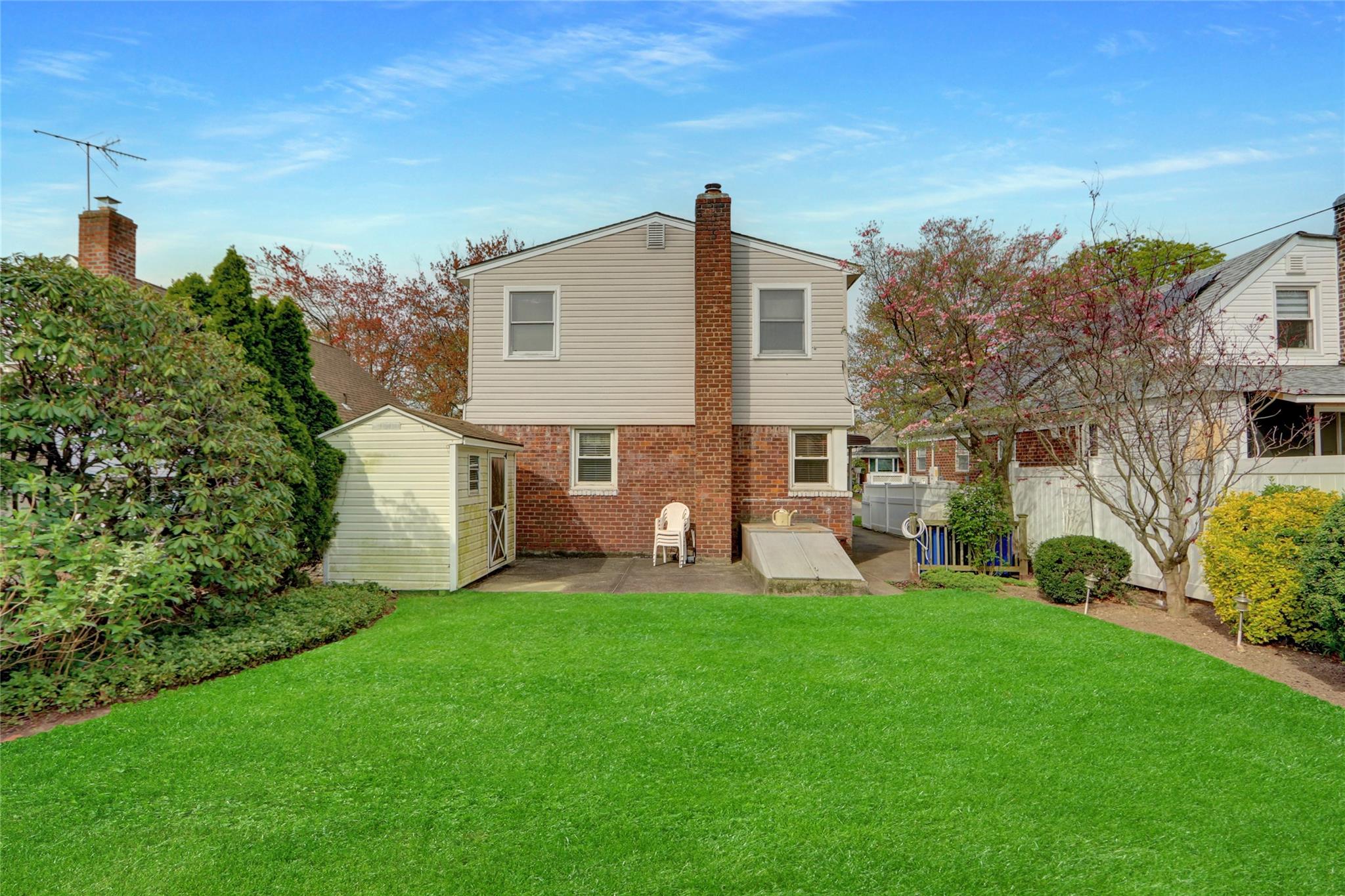 8045 259th Street