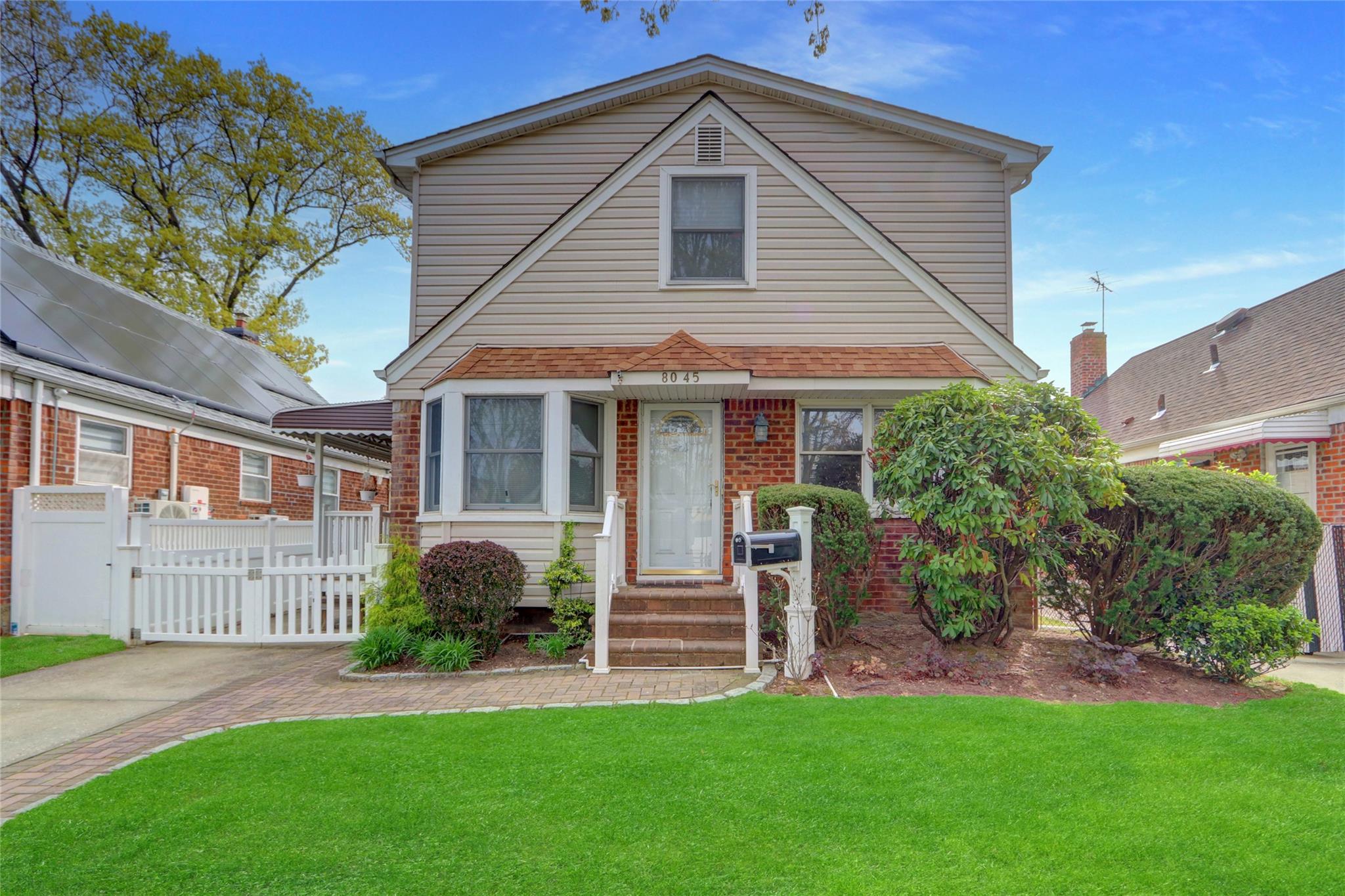 259th Street, Glen Oaks, Queens, NY - 5 Bedrooms  
2 Bathrooms  
7 Rooms - 