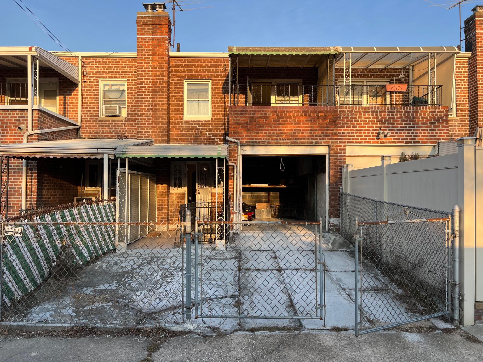 6538 75th Place, Middle Village, New York image 16