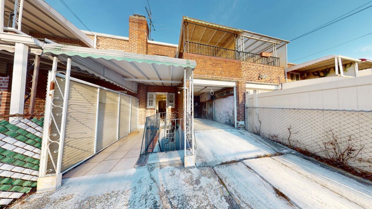 6538 75th Place, Middle Village, New York image 15